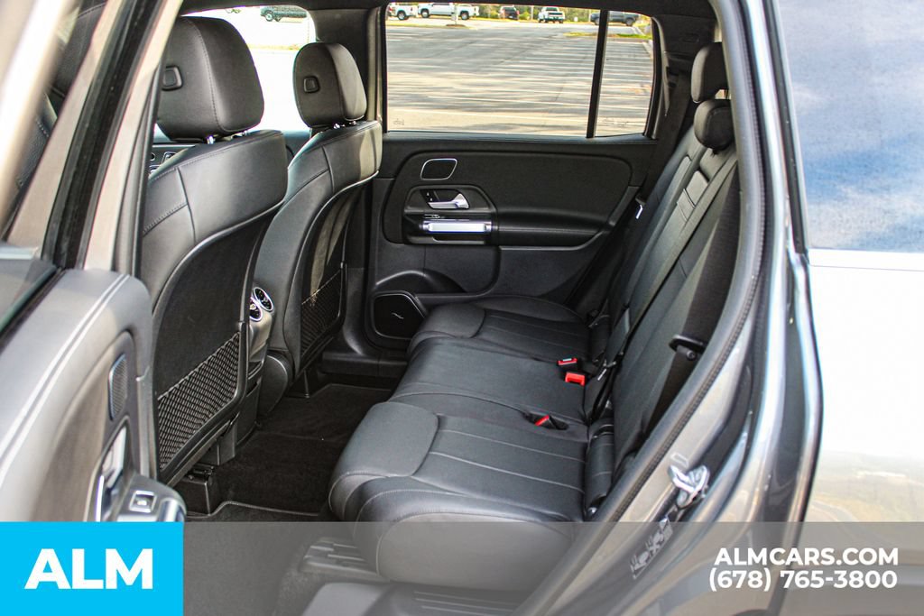 Used 2022 Mercedes-Benz GLB 250 4MATIC w/ Premium Package Lite image 18