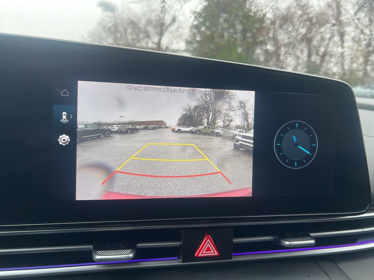 Used 2024 Hyundai Elantra SEL w/ Convenience Package image 29