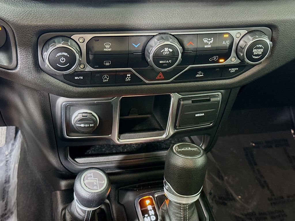 Used 2024 Jeep Gladiator Sport AWD/4WD image 7