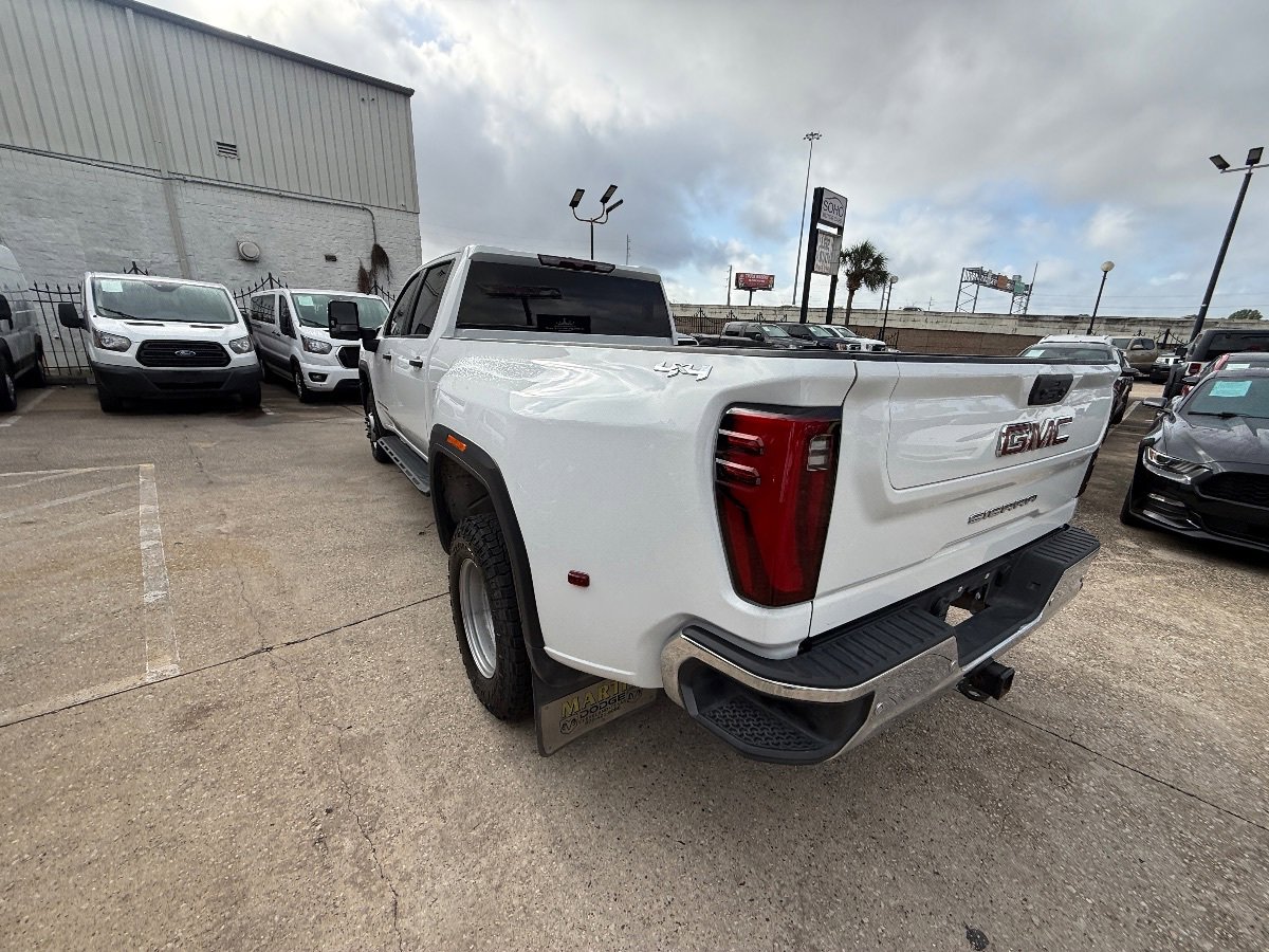 Used 2024 GMC Sierra 3500 Pro image 8