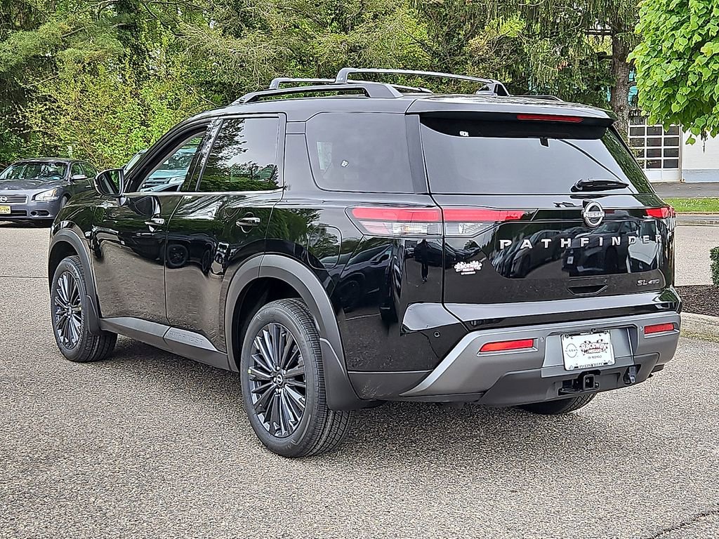 New 2026 Nissan Pathfinder SL w/ SL Premium Package AWD/4WD image 4