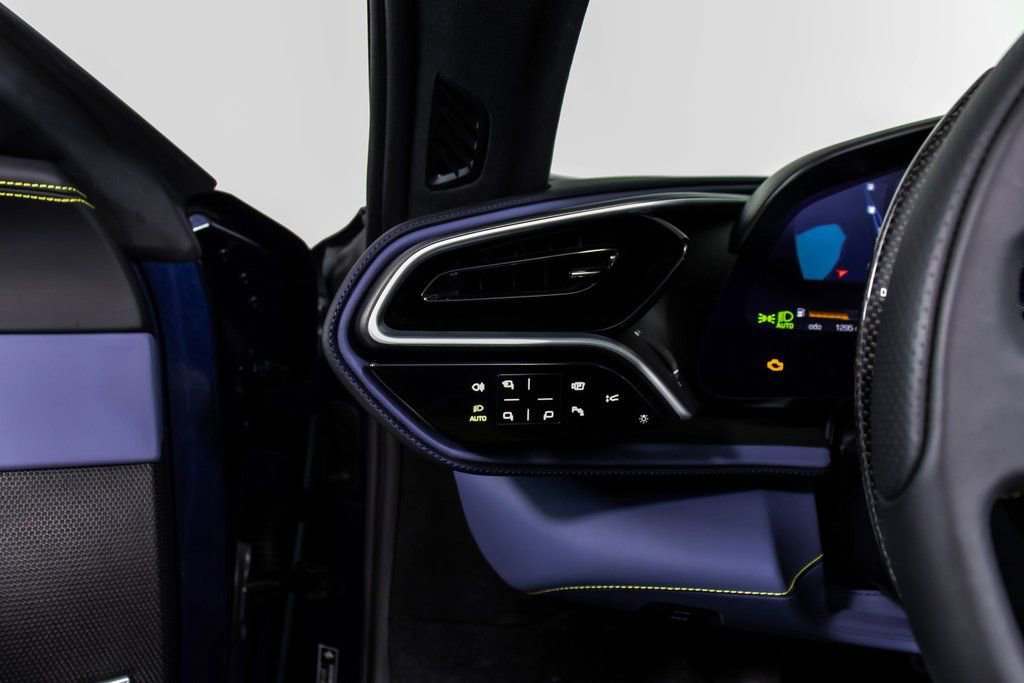 Certified 2024 Ferrari 296 GTS image 38