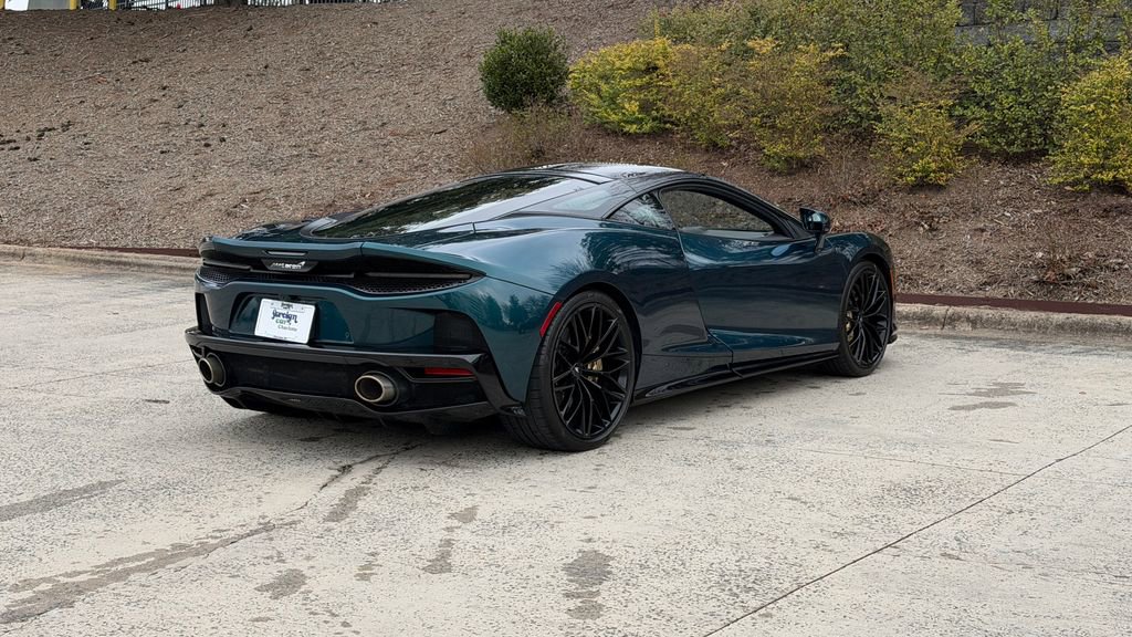 Used 2021 McLaren GT image 3