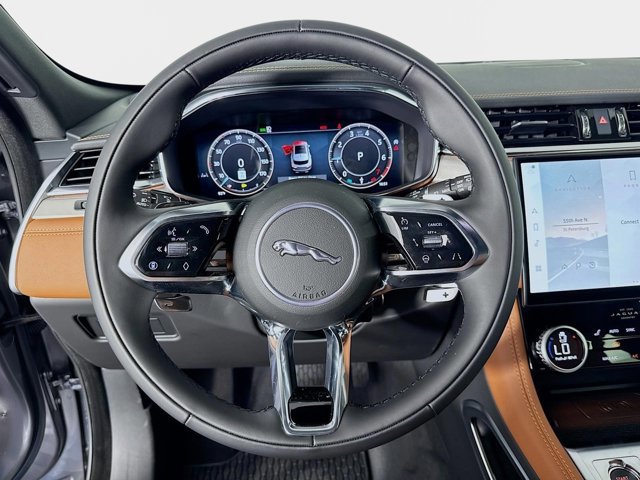Used 2026 Jaguar F-PACE R-Dynamic S AWD/4WD image 12