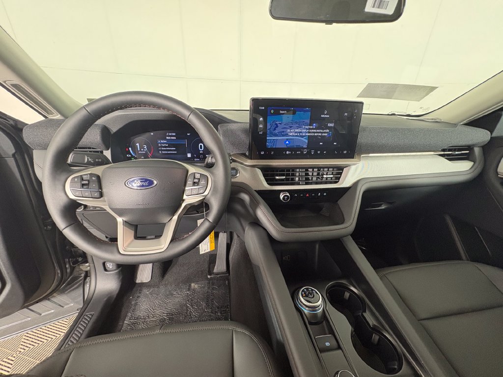 New 2026 Ford Explorer Active w/ Active Comfort Package RWD image 7