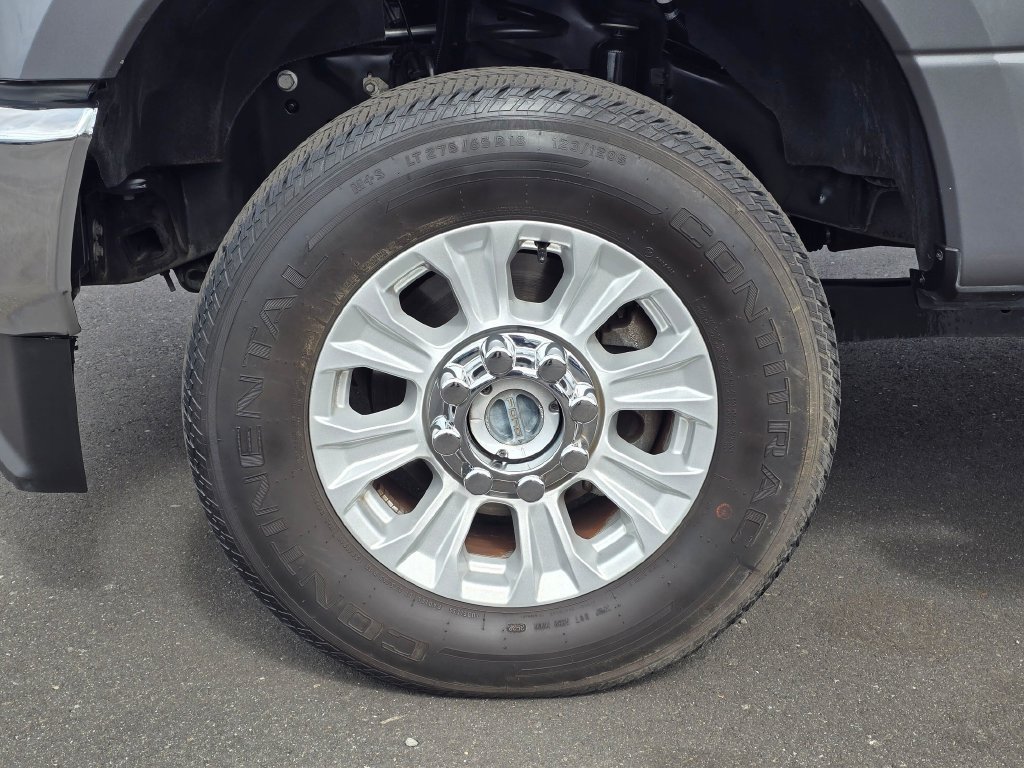 Used 2022 Ford F350 XLT w/ XLT Value Package AWD/4WD image 9