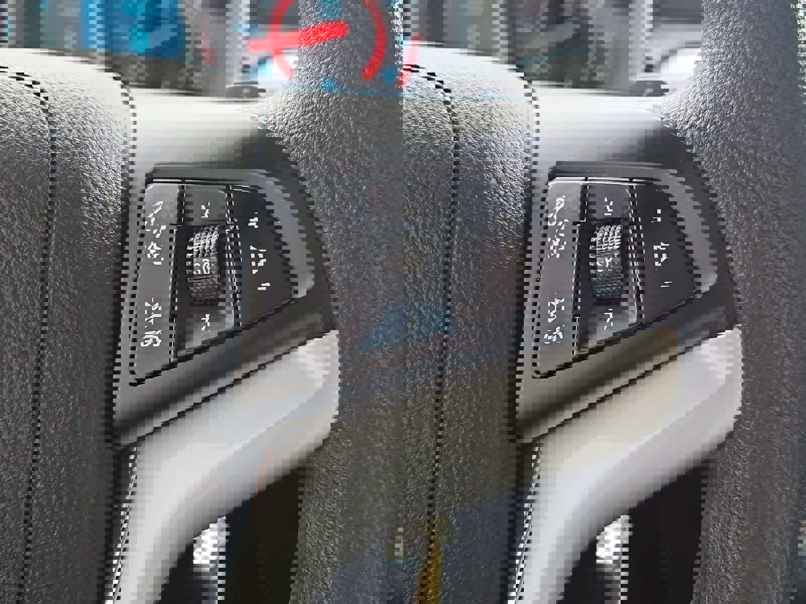 Used 2015 Chevrolet Camaro LS RWD image 24