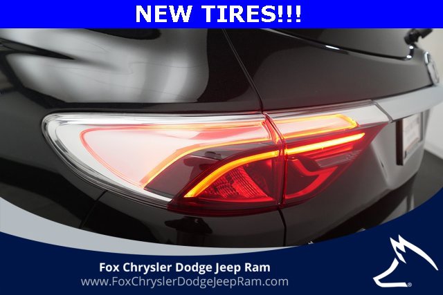 Used 2024 Buick Enclave Essence w/ LPO, Floor Liner Package image 31