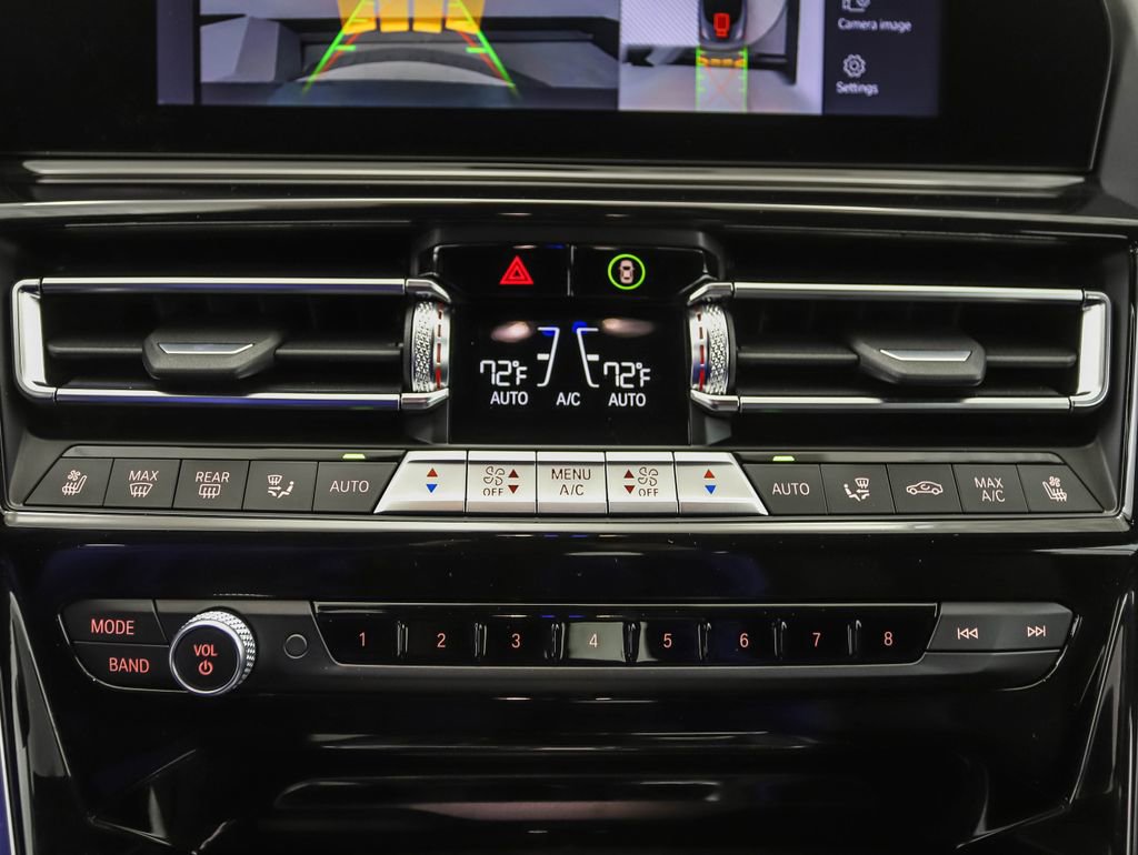 Used 2022 BMW M850i xDrive Convertible image 19