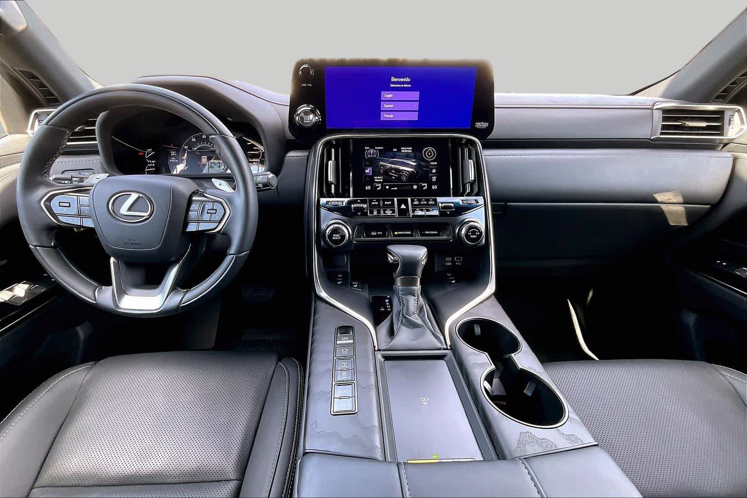 Used 2024 Lexus LX 600 4WD w/ Appearance Package image 14