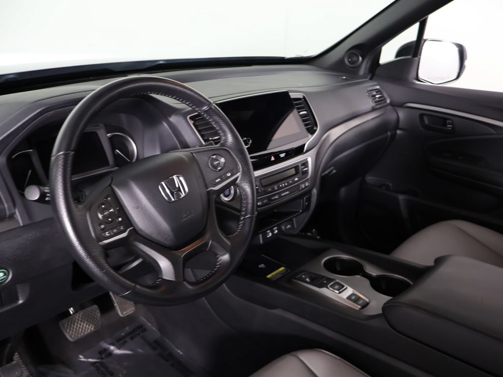 Used 2024 Honda Passport EX-L image 29