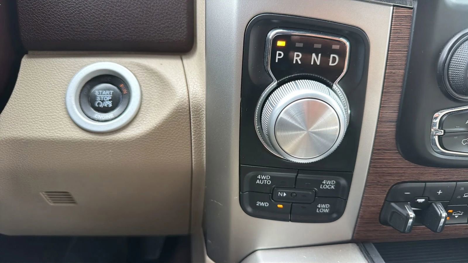 Used 2016 RAM 1500 Laramie AWD/4WD image 26