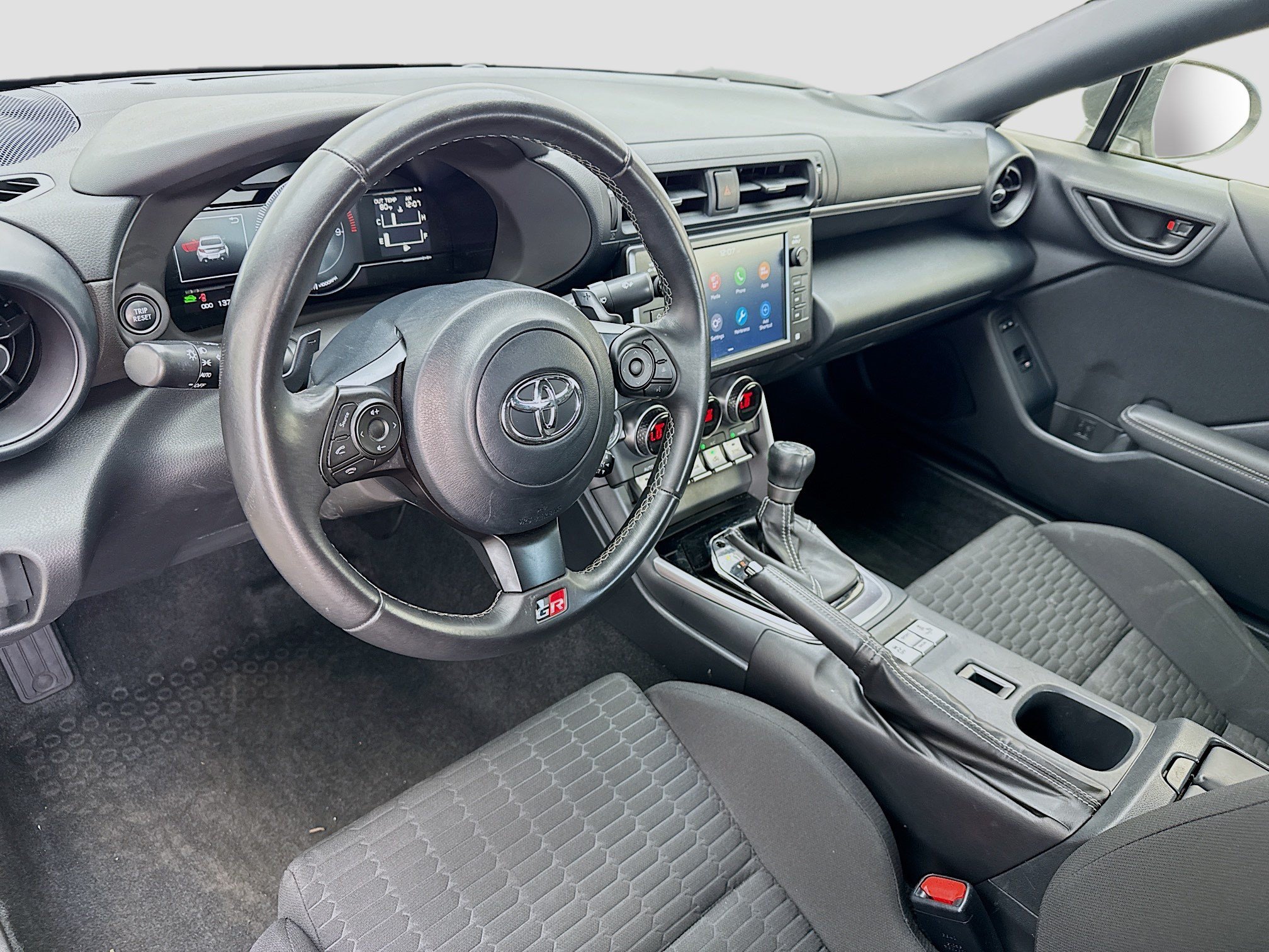 Used 2024 Toyota GR86 RWD image 7