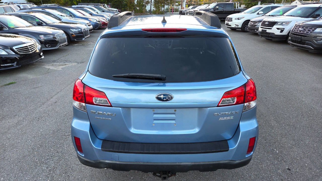Used 2011 Subaru Outback 2.5i Limited AWD/4WD image 11