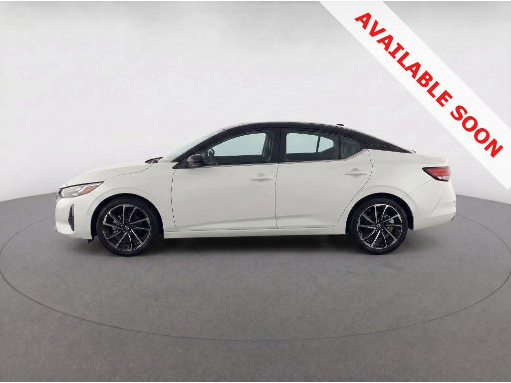 Used 2024 Nissan Sentra SR FWD image 1