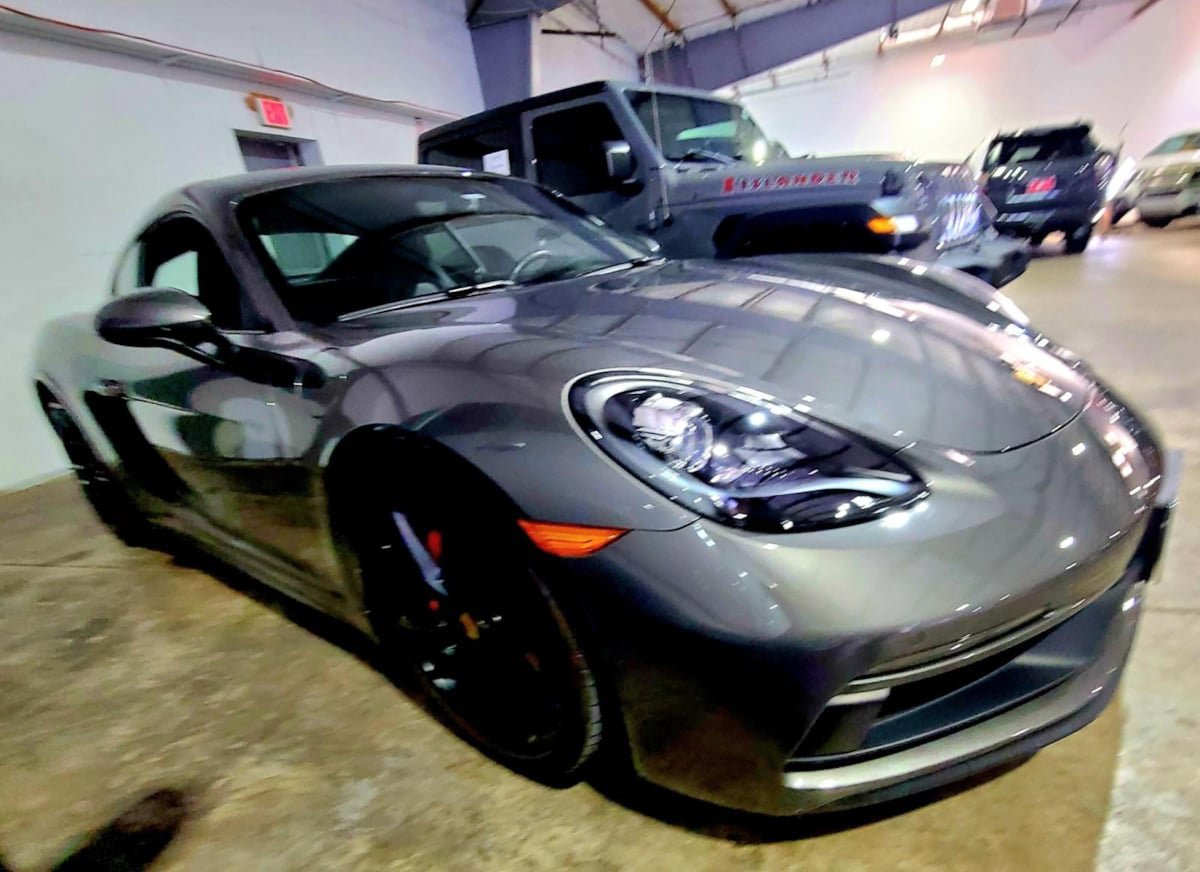Used 2019 Porsche 718 Cayman GTS RWD image 8