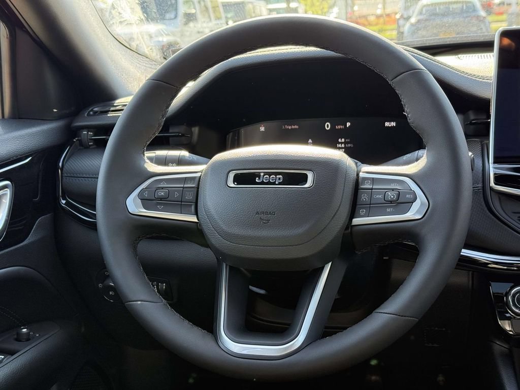 New 2026 Jeep Compass Limited w/ Sun, Sound & Navigation Group AWD/4WD image 19