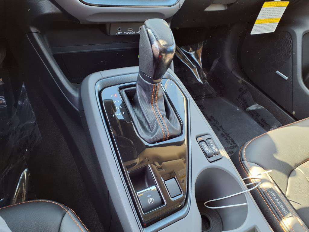 New 2025 Subaru Crosstrek 2.5i Limited w/ Popular Package #4A image 9