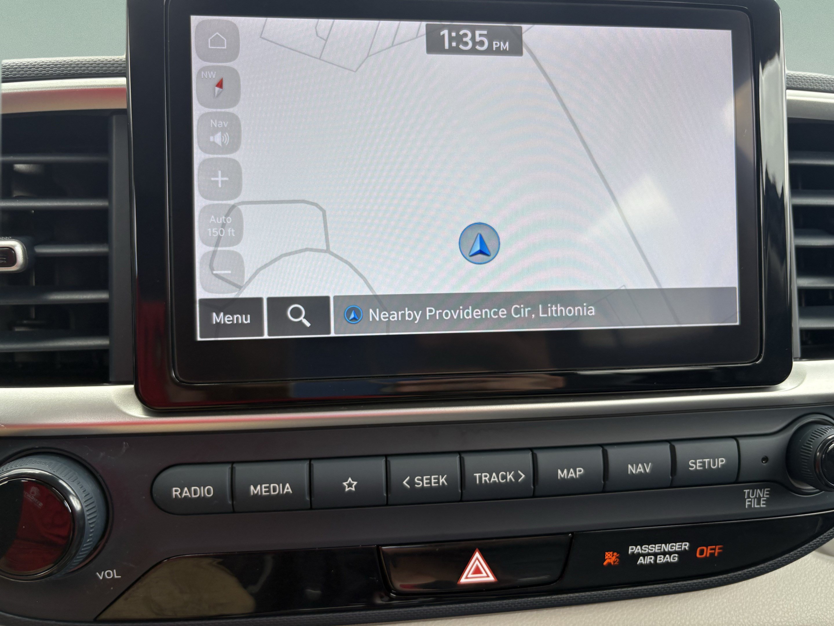 Certified 2025 Hyundai Venue Limited FWD image 11
