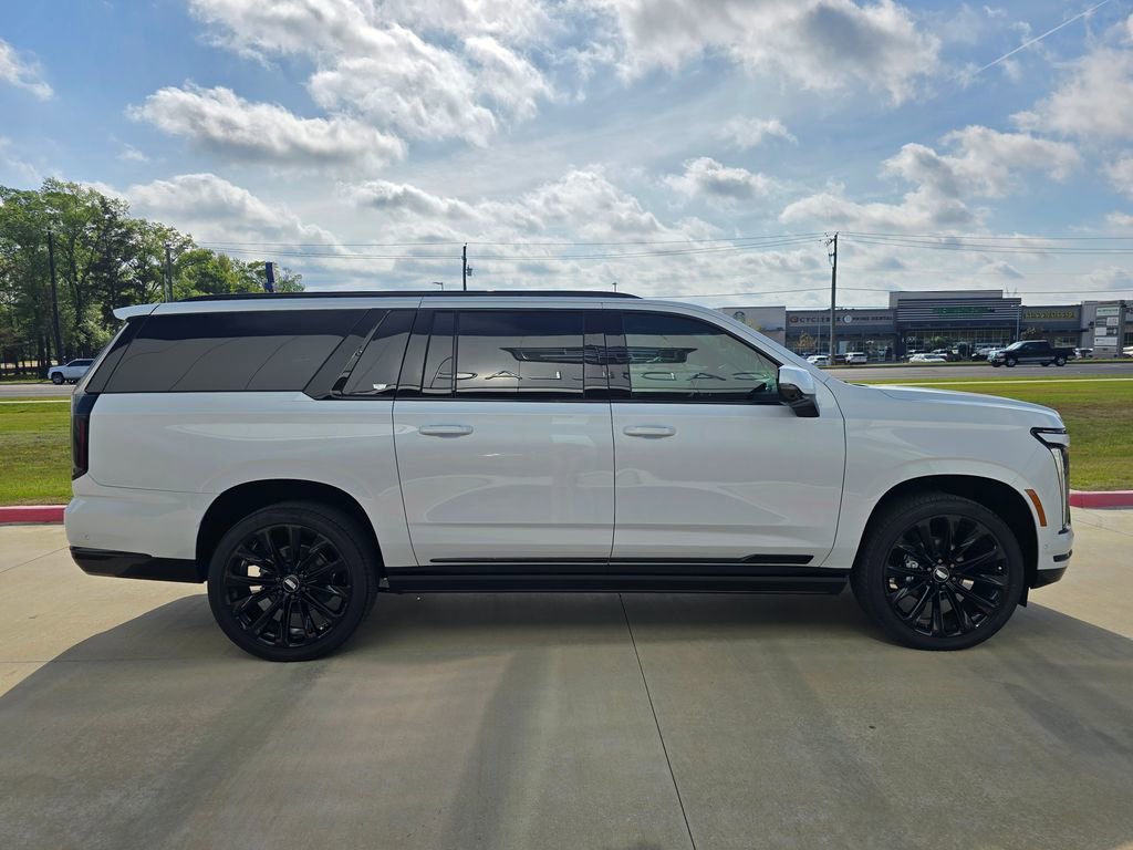 New 2026 Cadillac Escalade ESV Platinum Sport w/ LPO, ONYX Package image 7