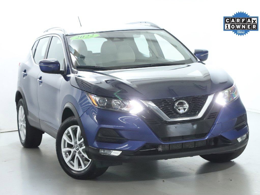 Certified 2022 Nissan Rogue Sport SV image 2