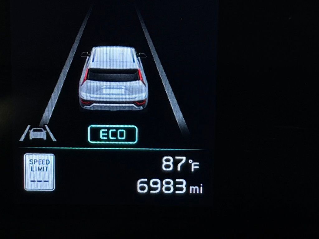 Used 2023 Kia Niro EX image 16