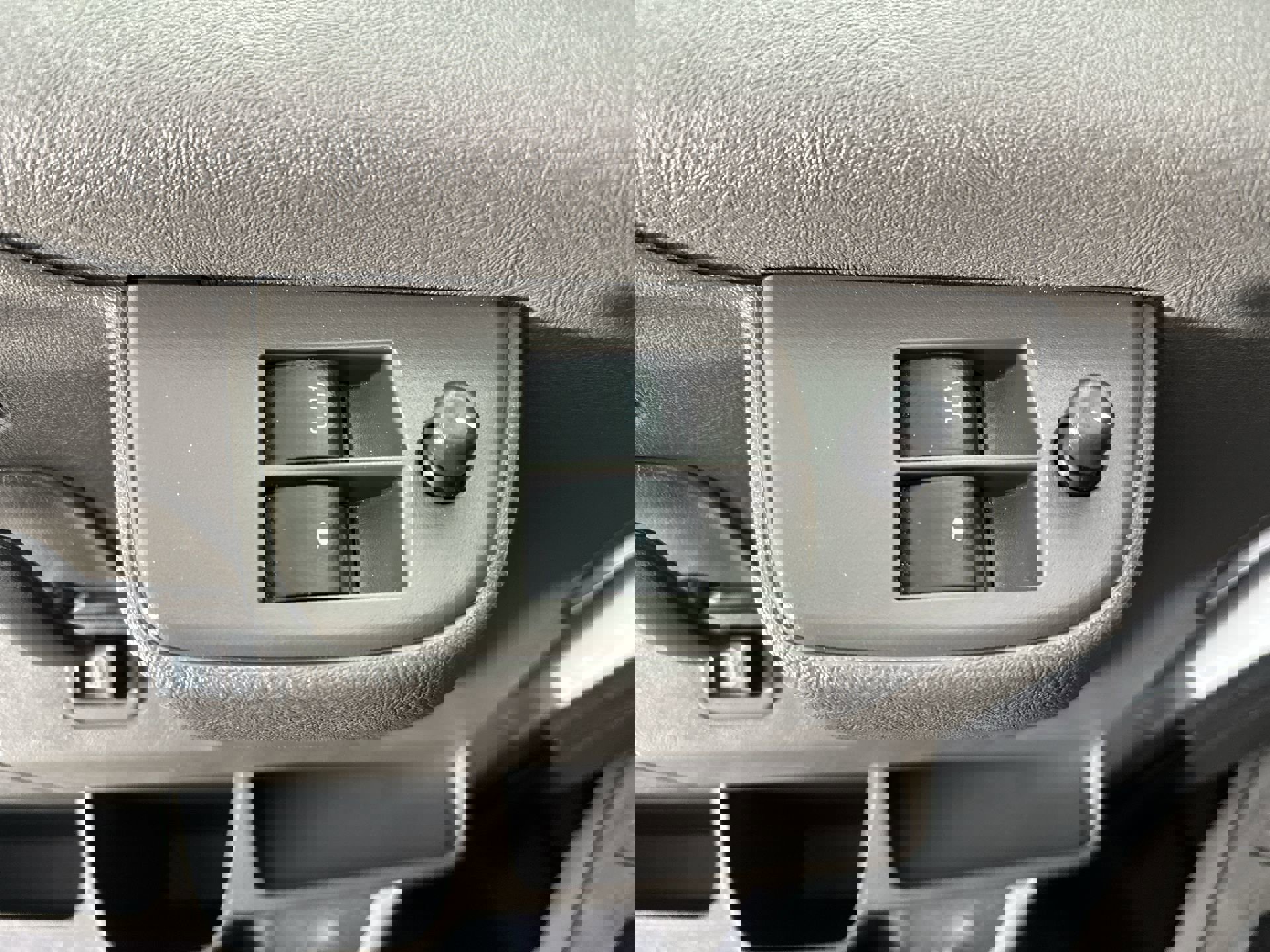 Used 2022 Chevrolet Express 2500 w/ Driver Convenience Package image 17