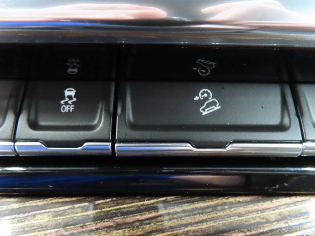 Used 2024 GMC Sierra 1500 SLE w/ X31 Off-Road Package image 51