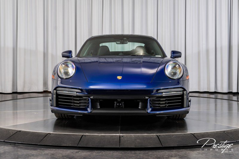 Used 2022 Porsche 911 Turbo image 3