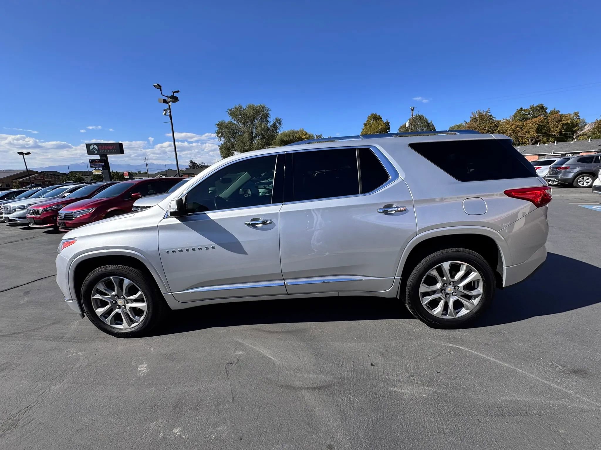 Used 2021 Chevrolet Traverse Premier AWD/4WD image 7