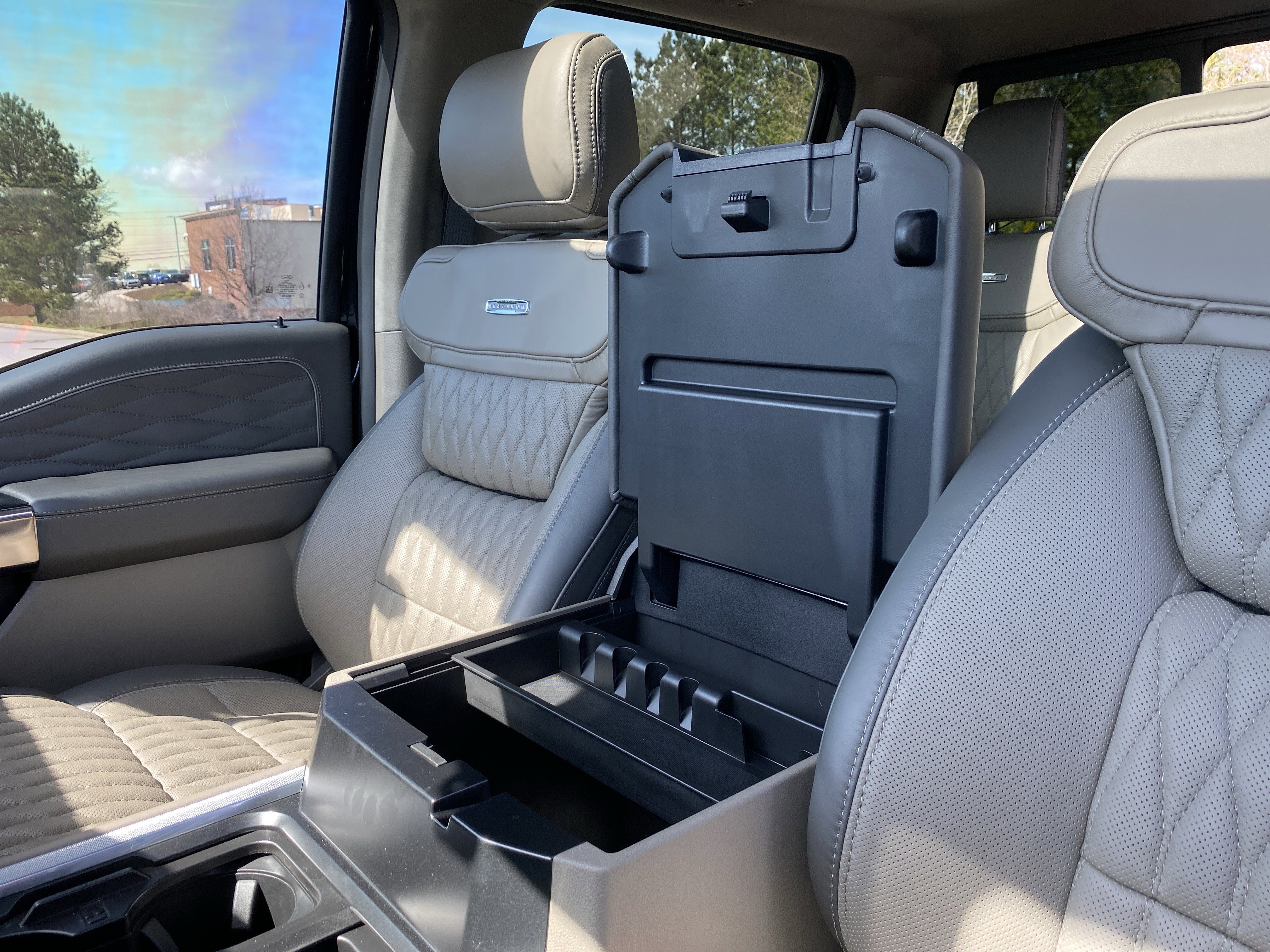 Used 2026 Ford F450 Platinum w/ Platinum Plus Package image 42
