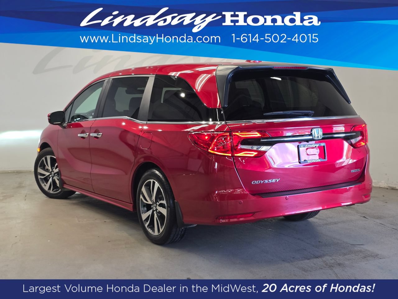 Used 2023 Honda Odyssey Touring image 4