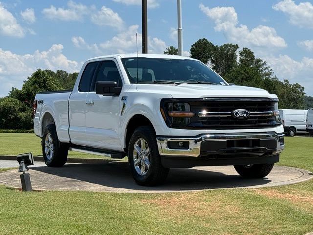 Used 2025 Ford F150 XLT w/ Equipment Group 301A Standard AWD/4WD image 1