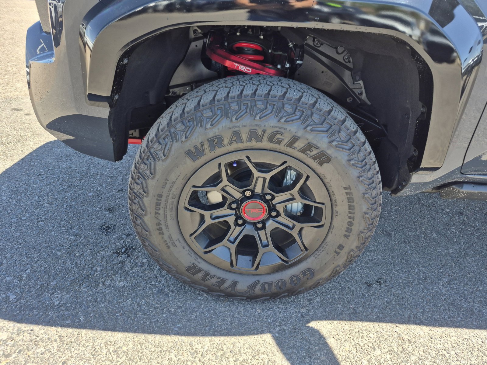Certified 2025 Toyota Tacoma TRD Pro AWD/4WD image 27