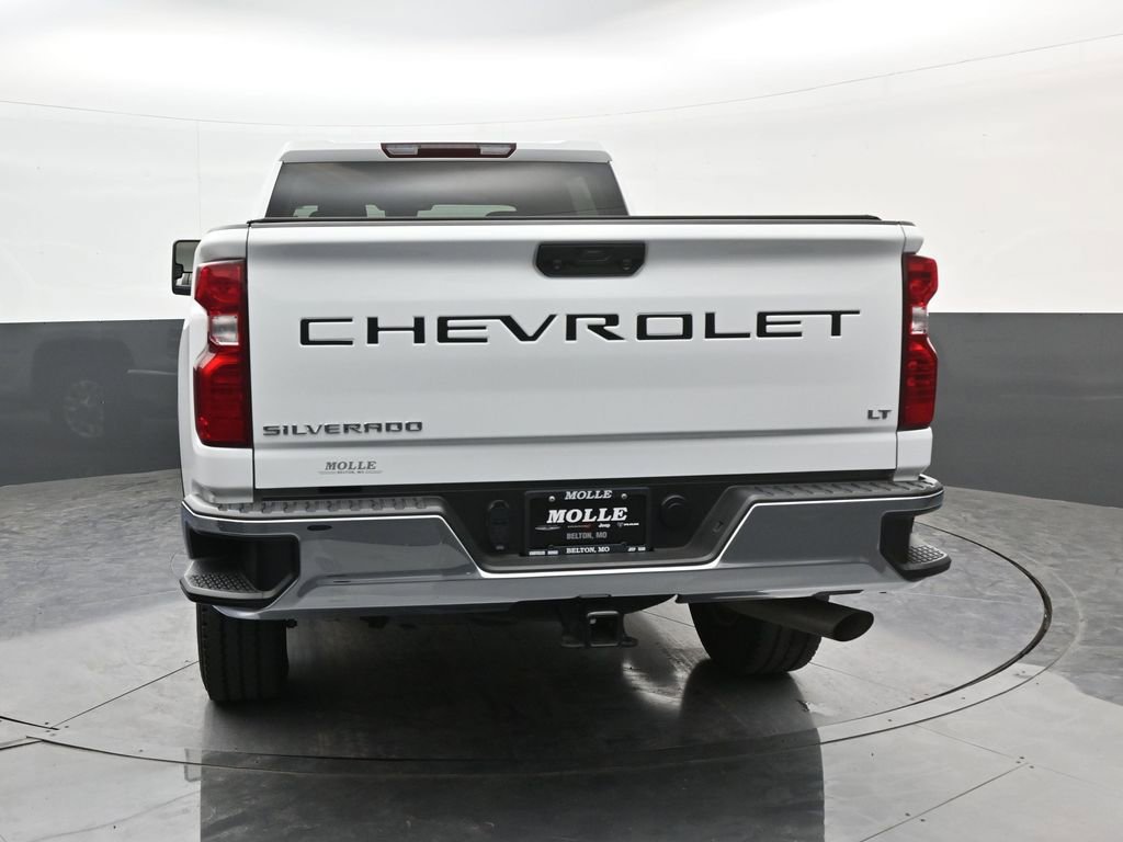 Used 2024 Chevrolet Silverado 2500 LT w/ Convenience Package image 6