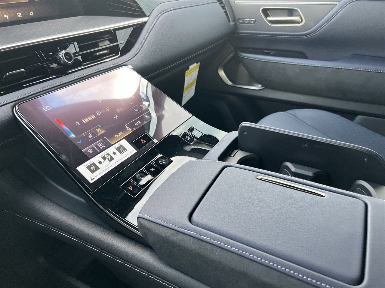 New 2026 INFINITI QX80 4WD w/ Sport Exterior Package image 17