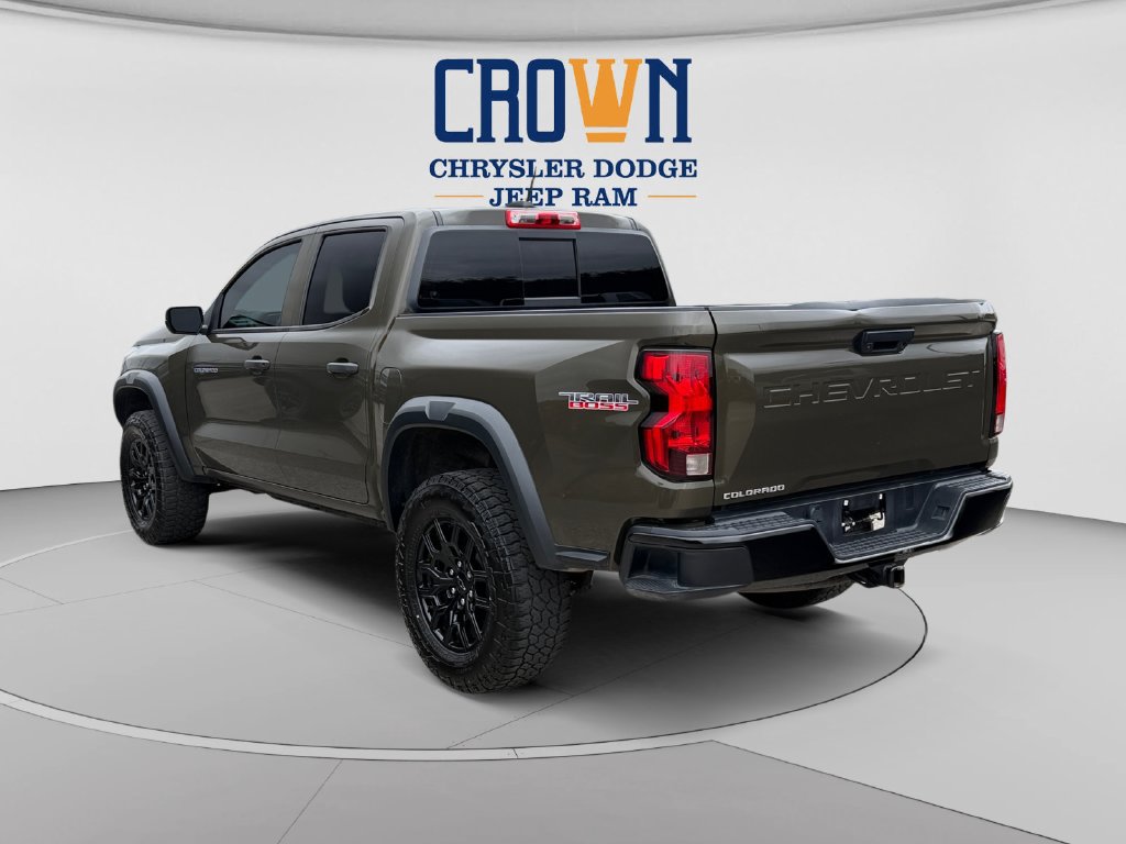 Used 2024 Chevrolet Colorado Trail Boss w/ Advanced Trailering Package AWD/4WD image 5