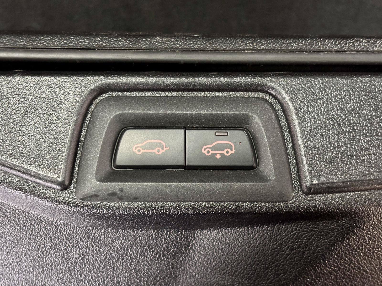 Used 2022 BMW X7 xDrive40i AWD/4WD image 46