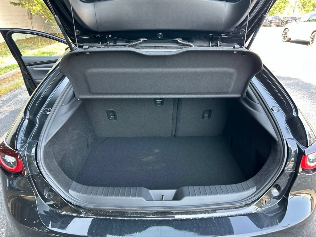 New 2026 MAZDA MAZDA3 Hatchback w/Premium Plus Pkg AWD/4WD image 27