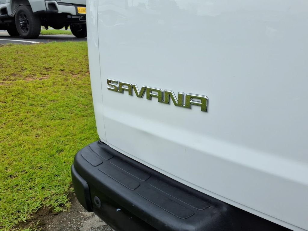 Used 2021 GMC Savana 2500 Extended w/ Driver Convenience Package RWD image 13