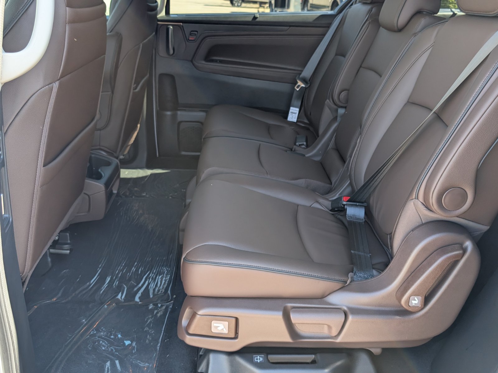 New 2027 Honda Odyssey Touring image 13