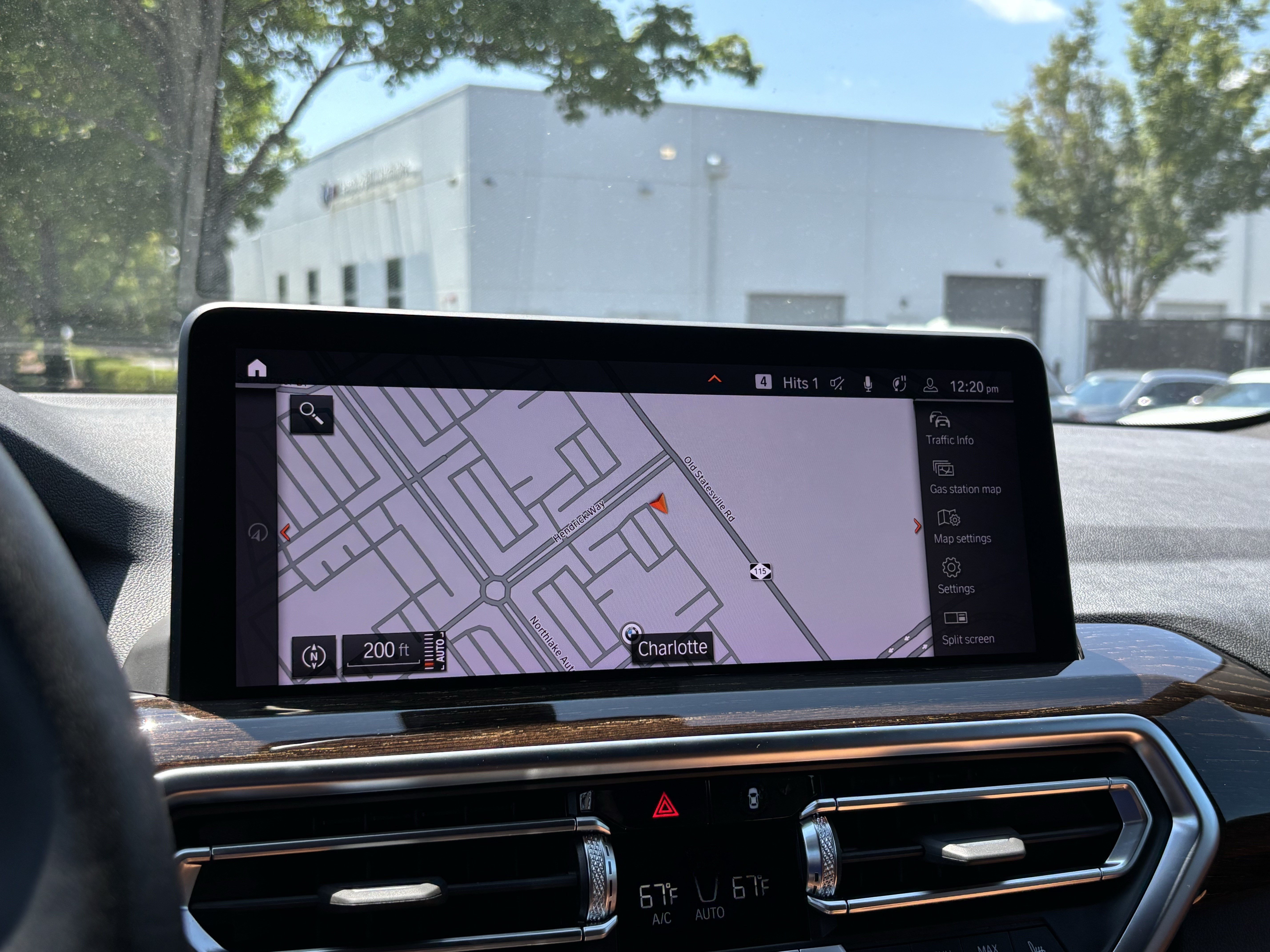 Used 2025 BMW X4 xDrive30i AWD/4WD image 25