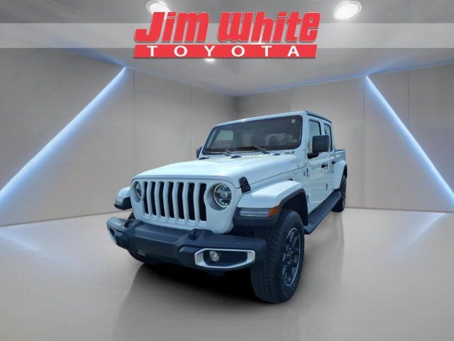 Used 2022 Jeep Gladiator Overland w/ LED Lighting Group AWD/4WD image 1