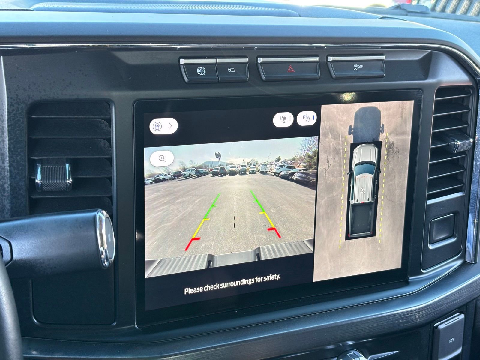 Used 2024 Ford F250 Lariat image 6