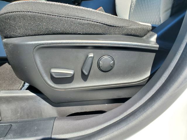 Used 2023 Ford Escape Active w/ Tech Pack #2 AWD/4WD image 6