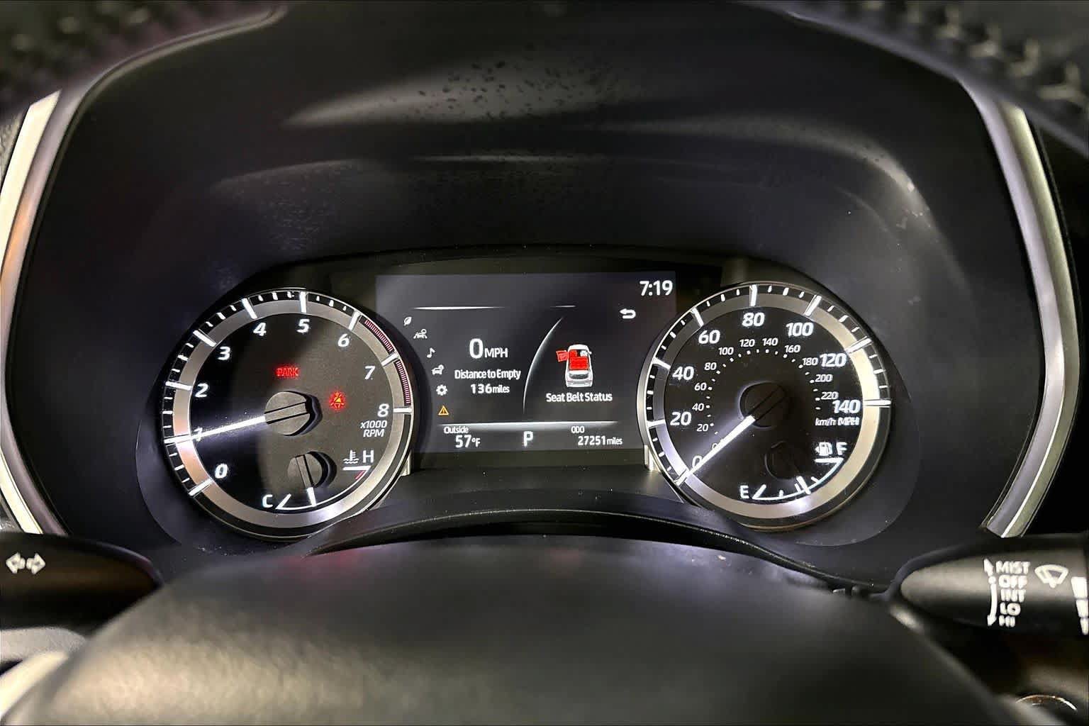 Used 2023 Toyota Highlander XLE AWD/4WD image 26