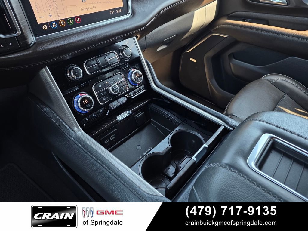 Used 2021 GMC Yukon Denali w/ Denali Premium Package AWD/4WD image 19