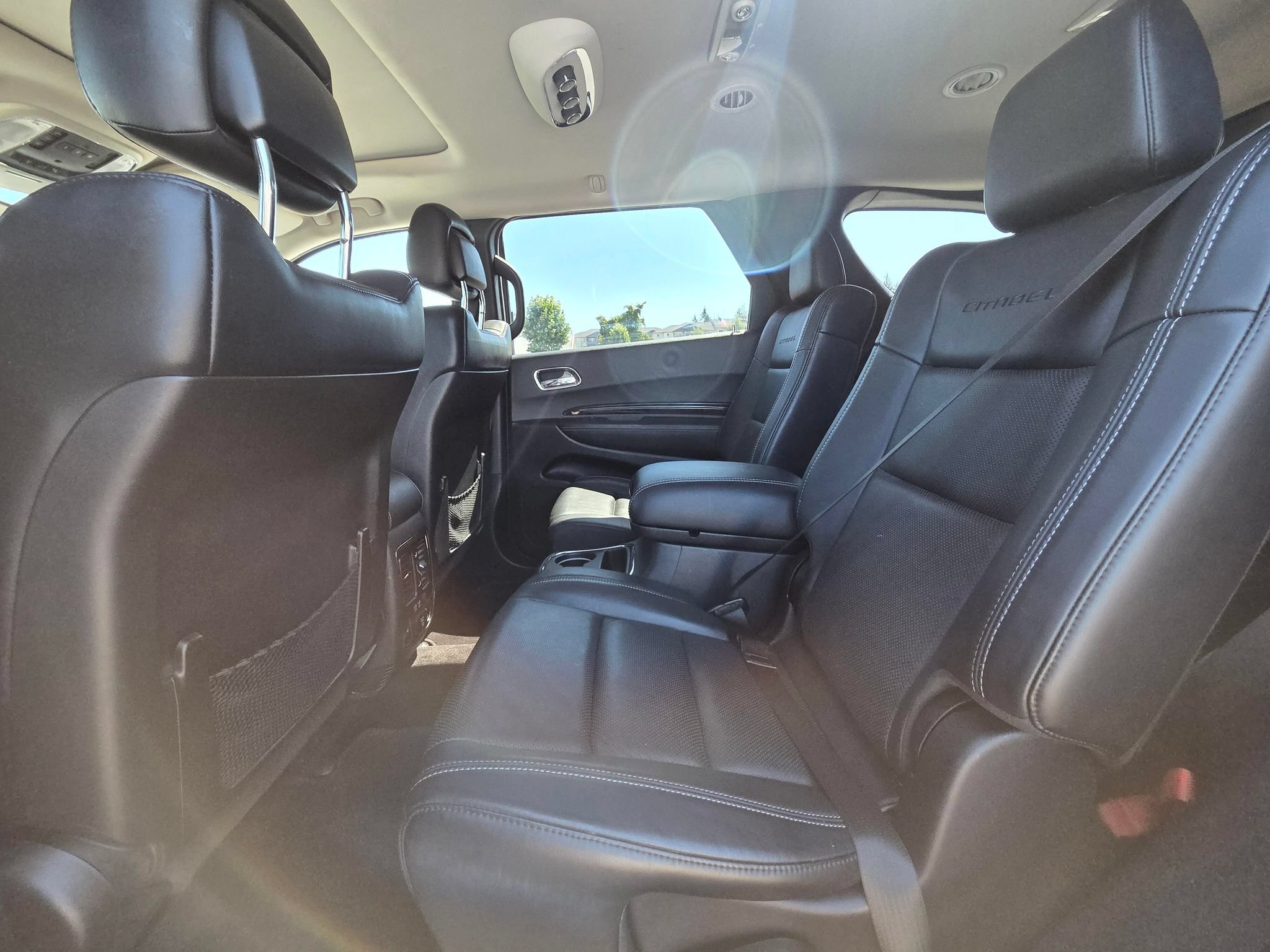 Used 2015 Dodge Durango Citadel w/ Technology Group AWD/4WD image 28