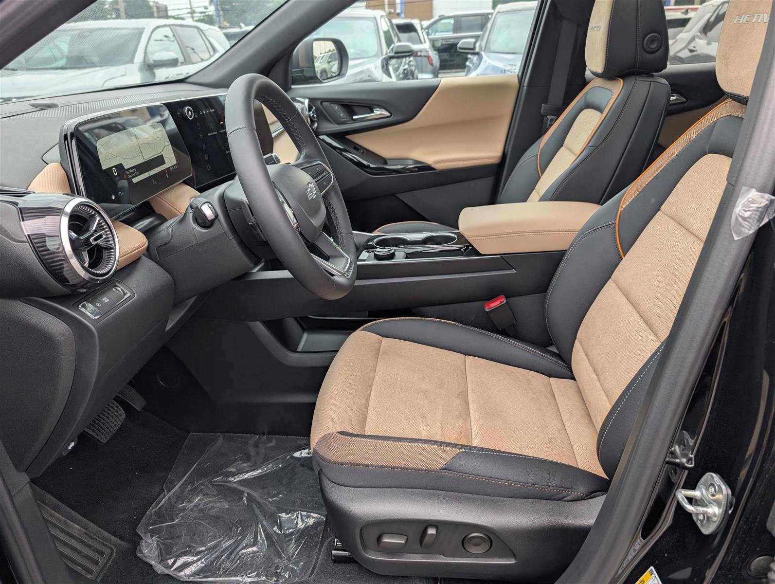 New 2026 Chevrolet Equinox ACTIV w/ Convenience Package III image 13