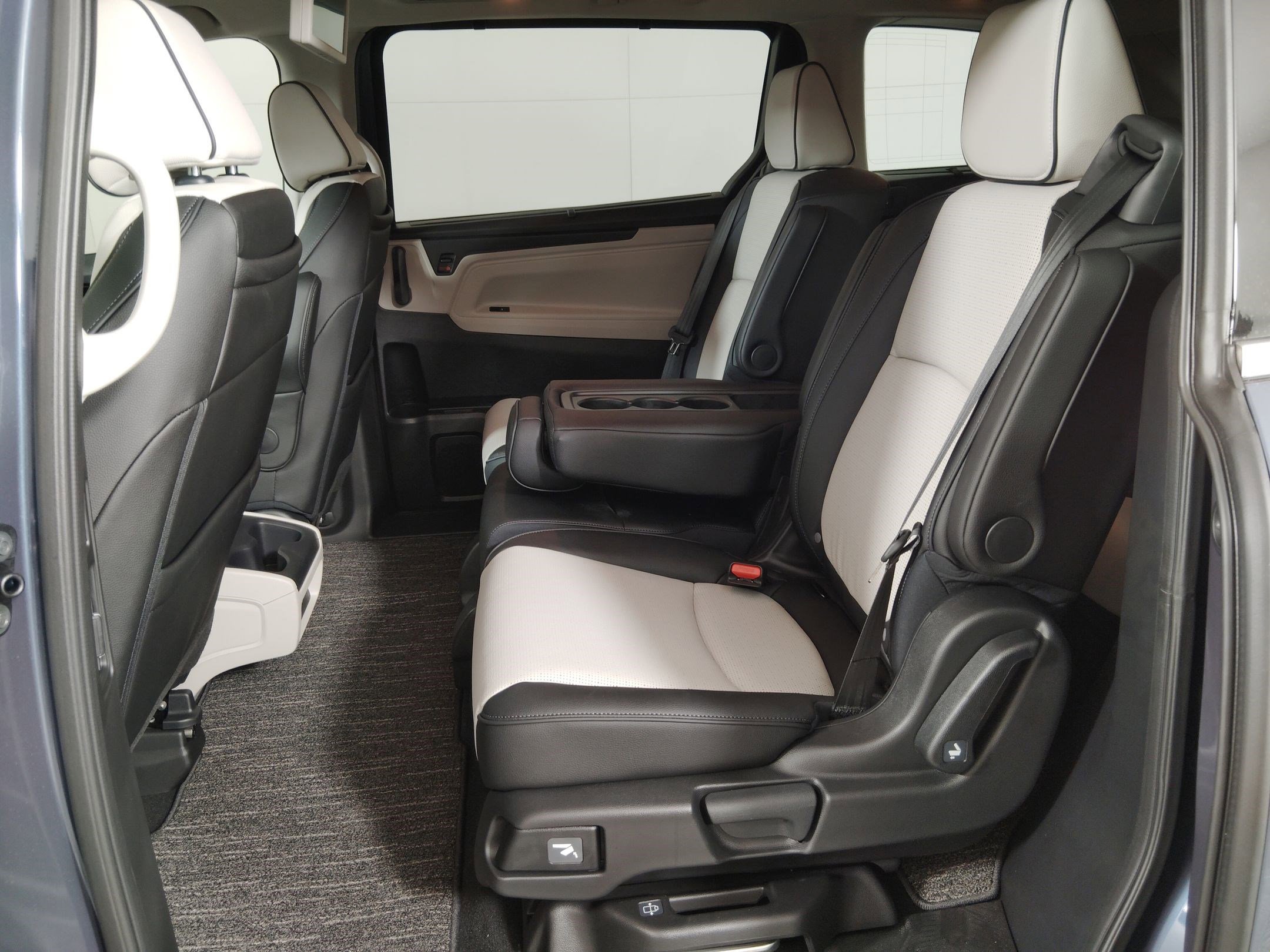 New 2026 Honda Odyssey Elite image 14